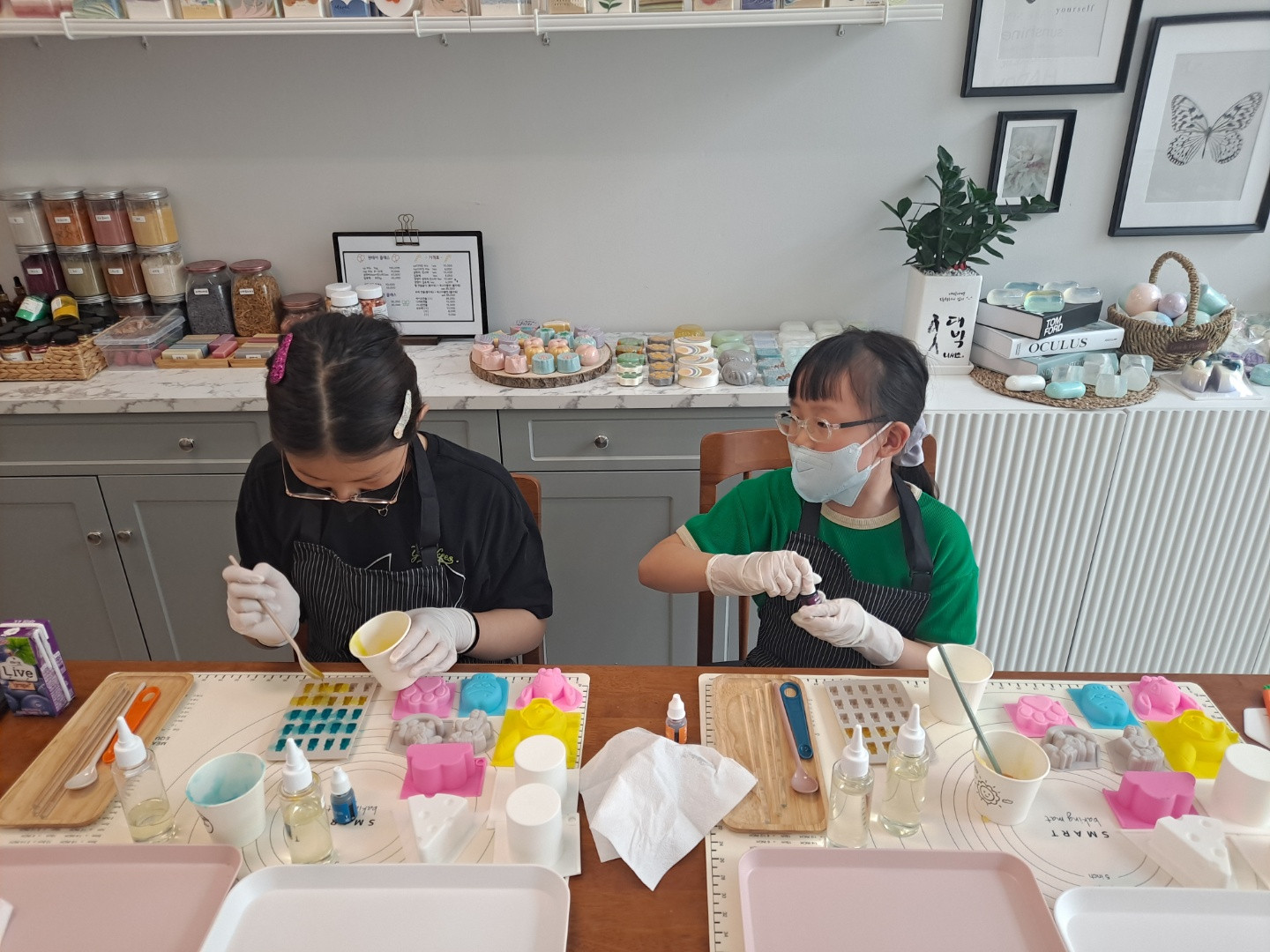 스튜디오작