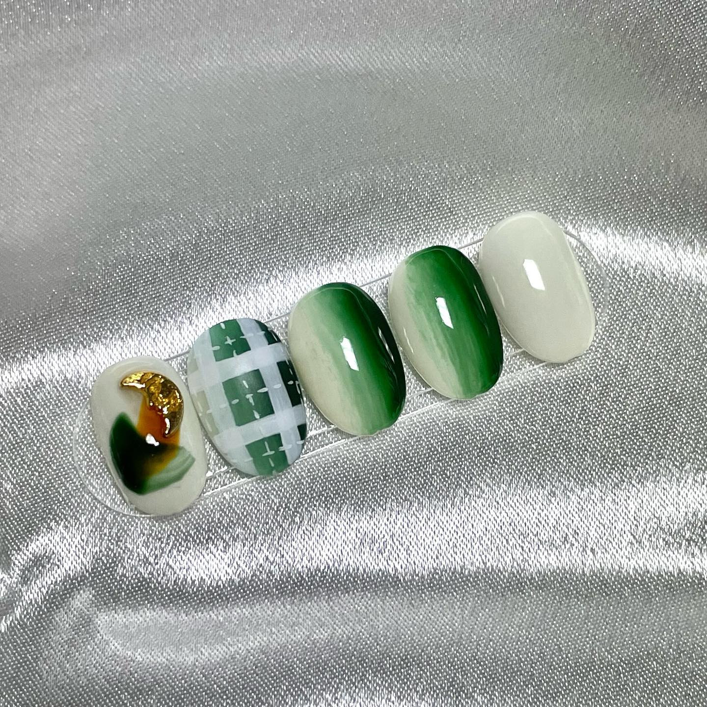 바랄희네일