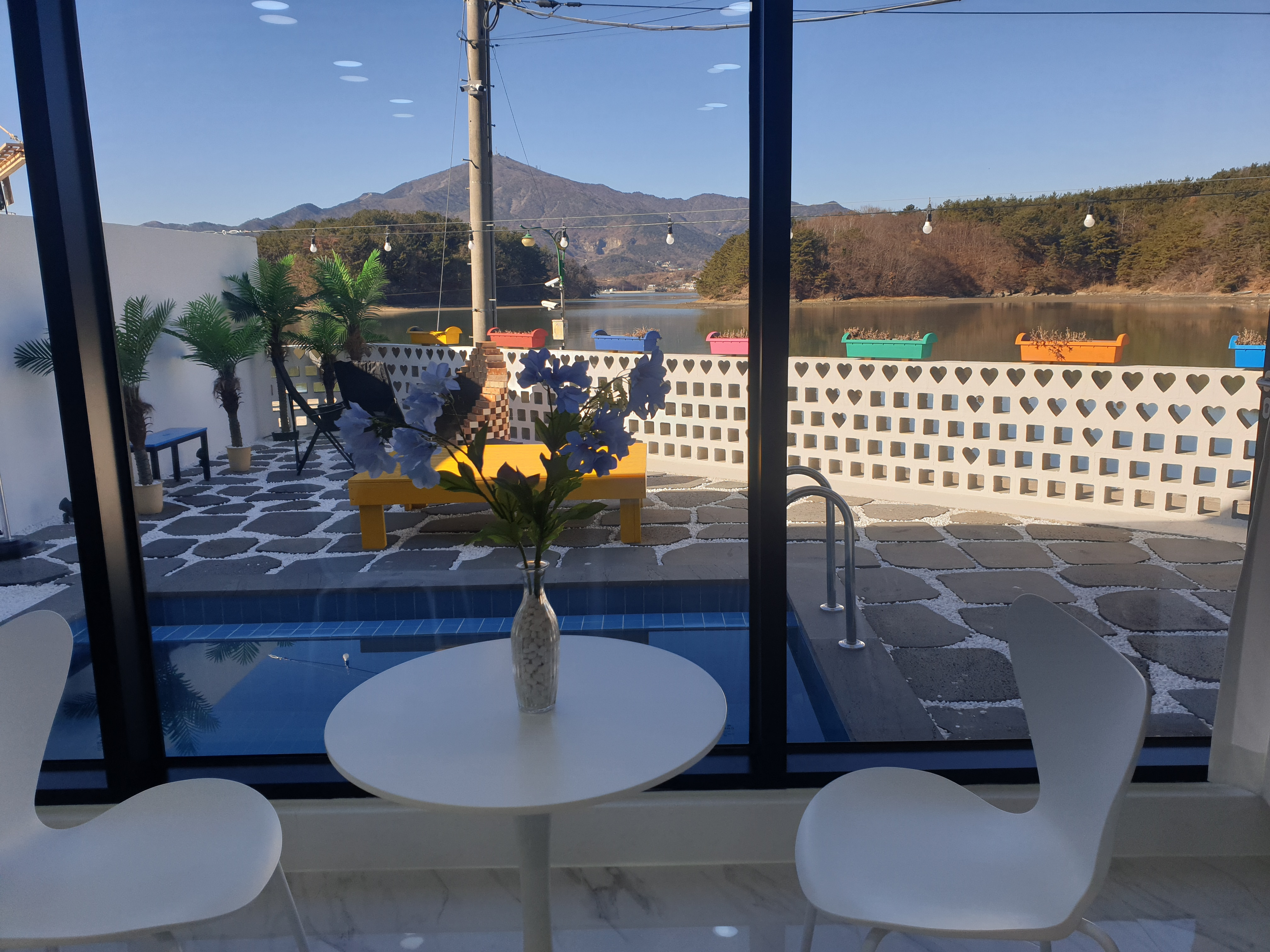 아리아사천풀빌라