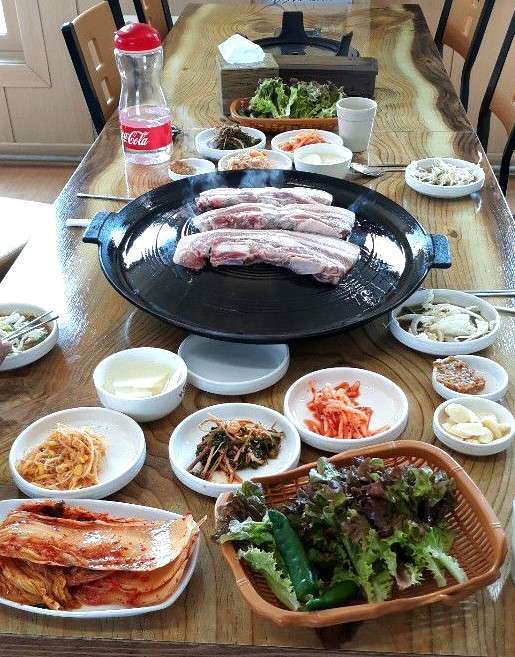 김가네꺼먹돼지
