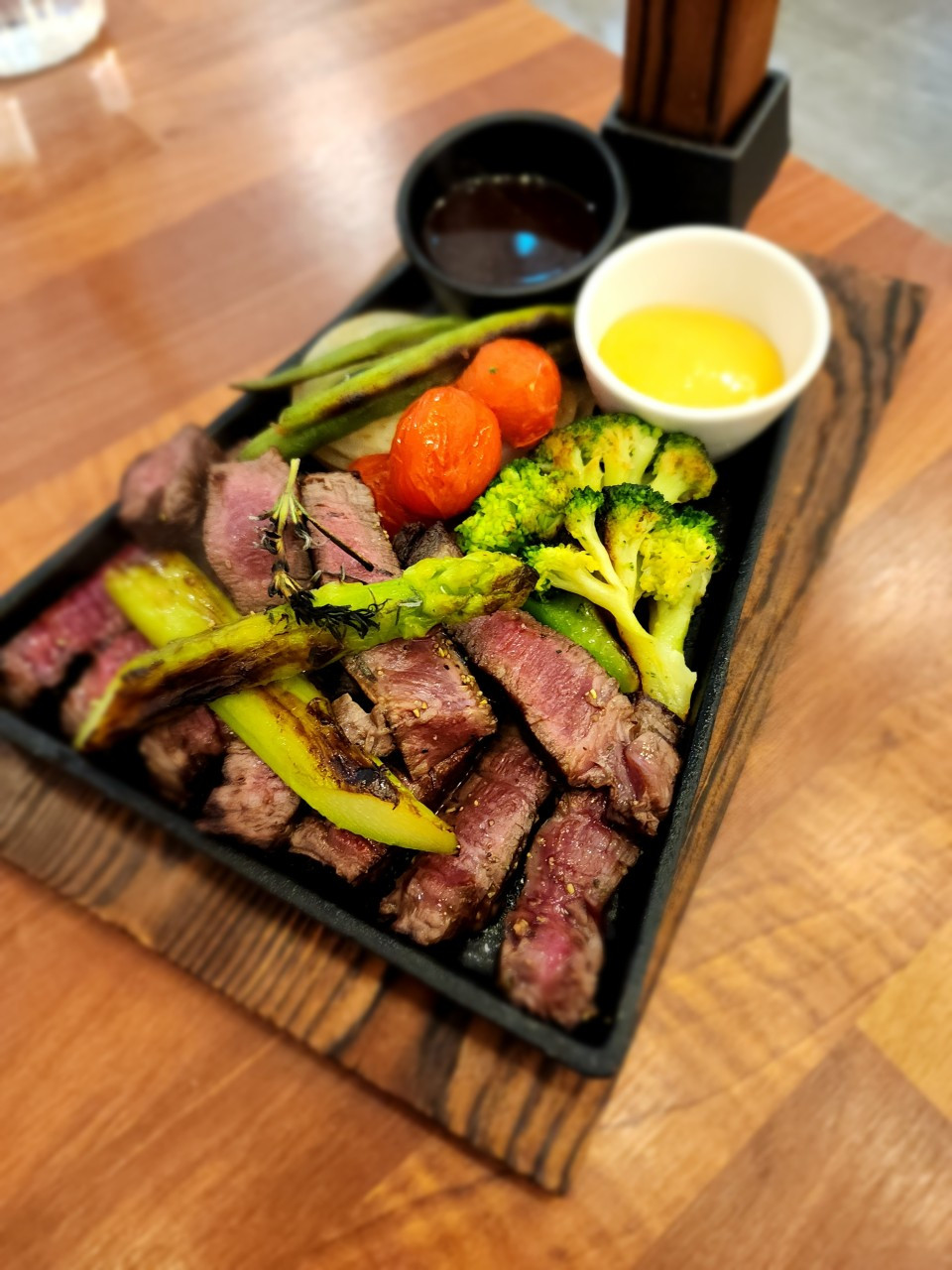 L.dining