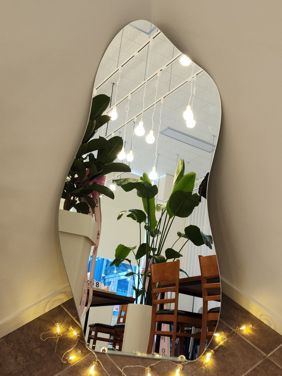 L.dining