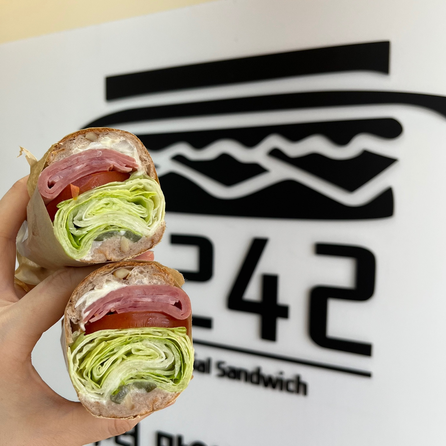 4242샌드위치중앙점
