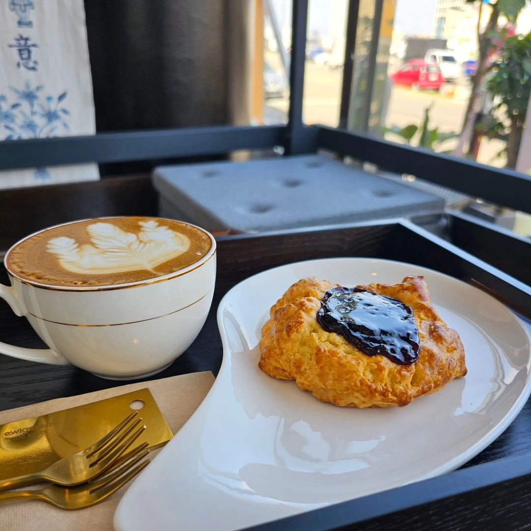 수백담