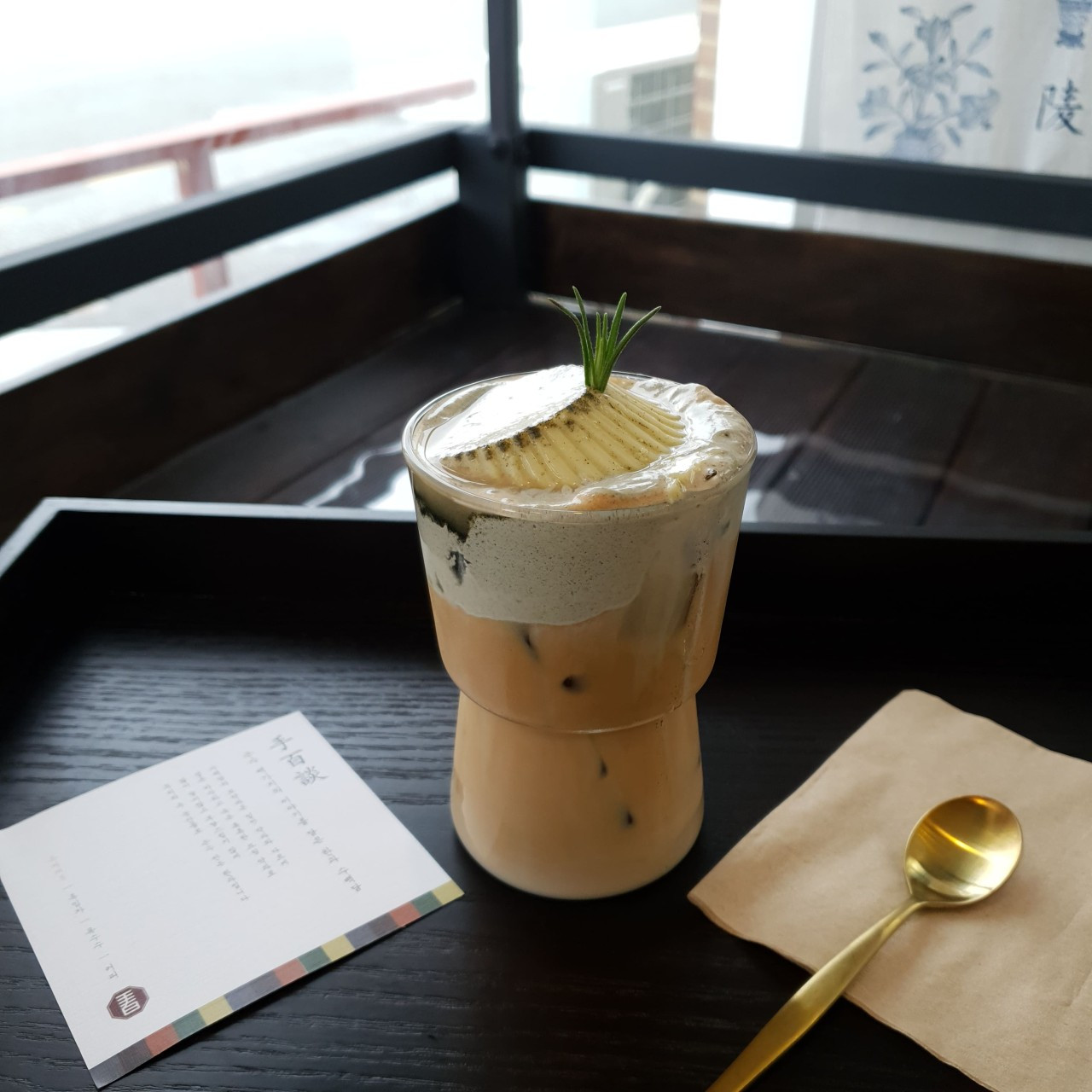 수백담