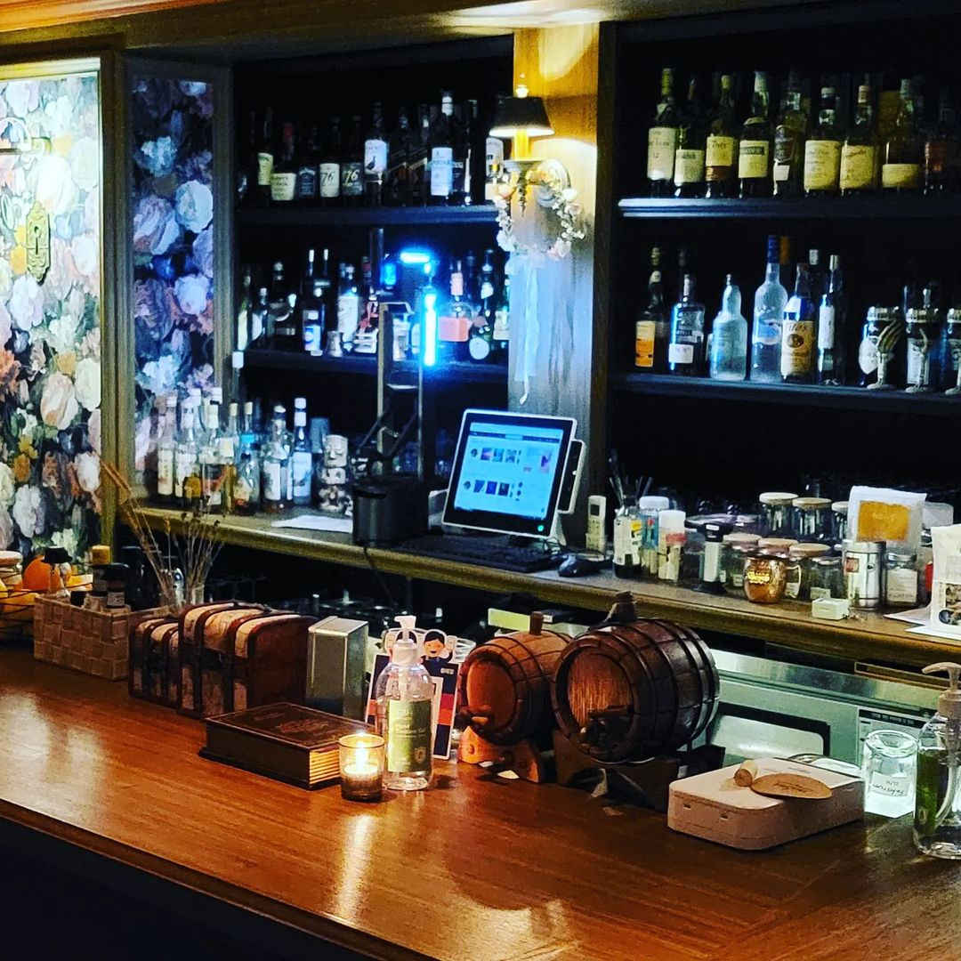 톨테일