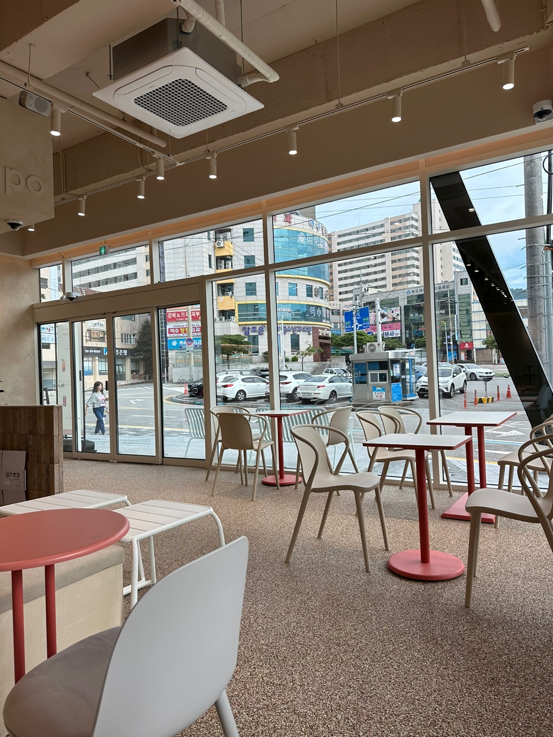 템포커피여수여서점