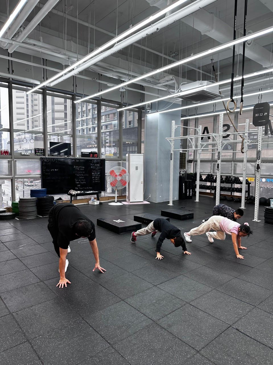 키즈크로스핏미사점