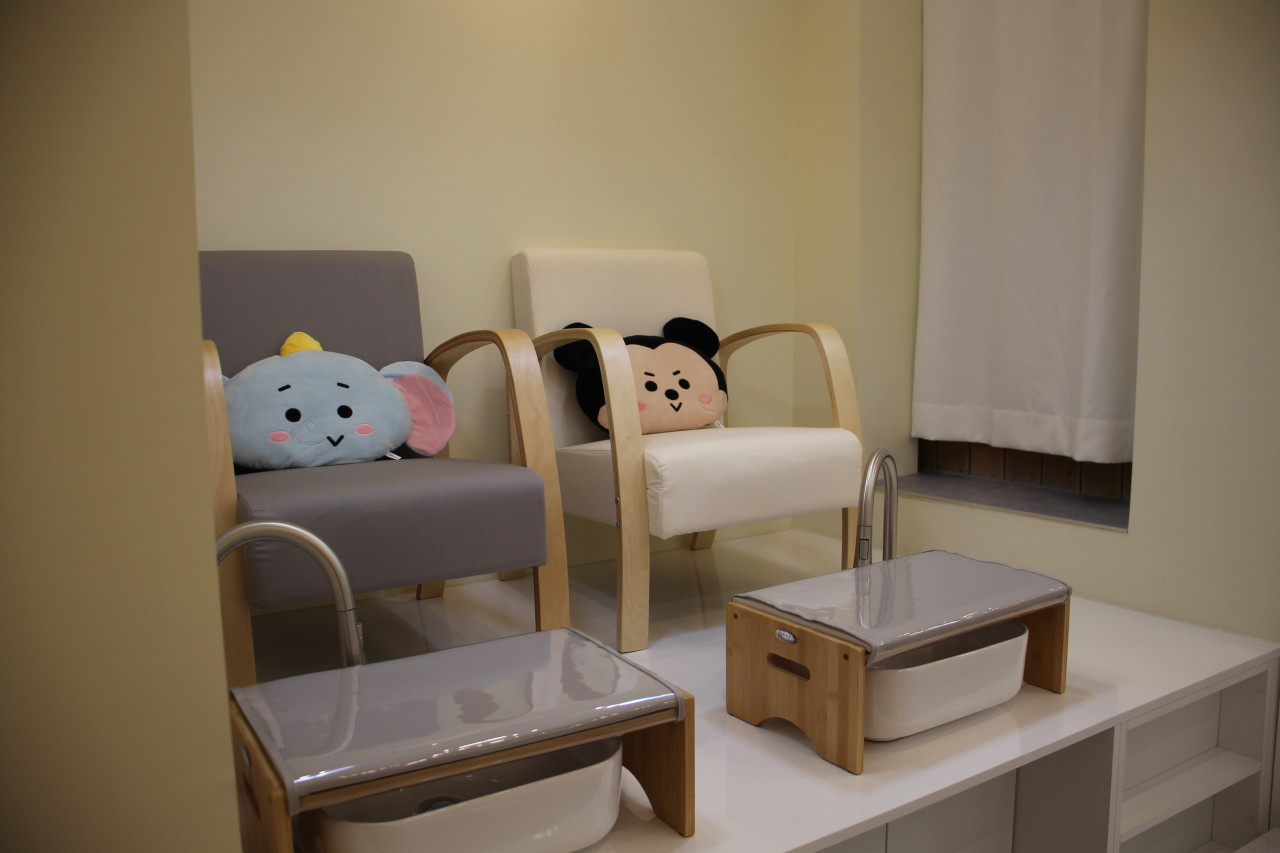 네일바잉