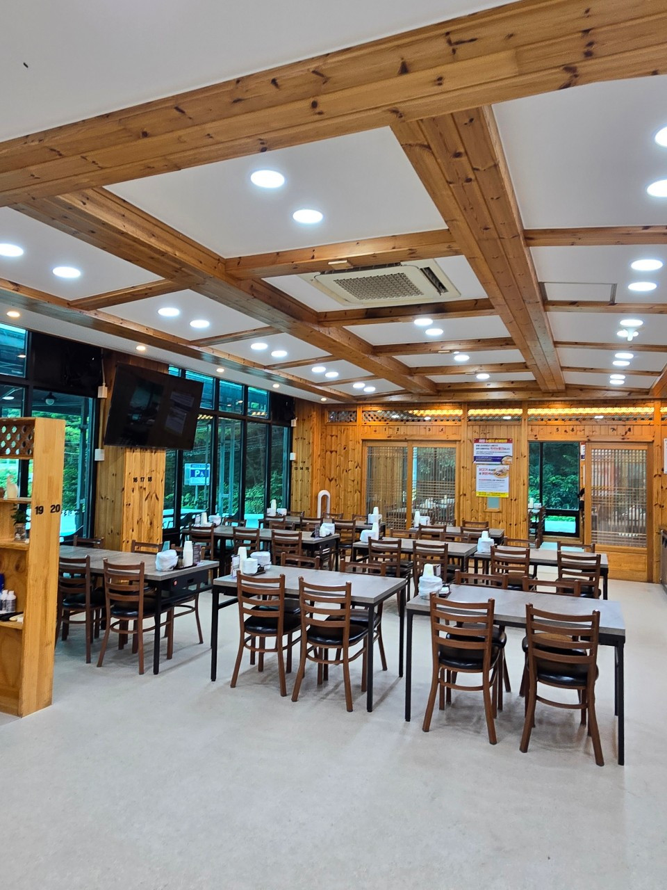 이우철한방누룽지삼계탕경산점