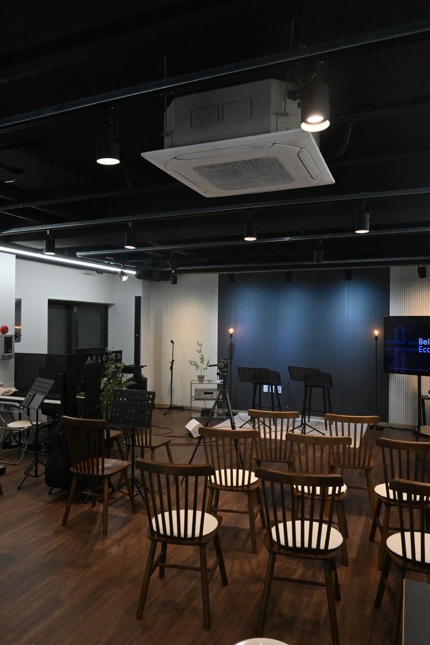 BELOVEDLOUNGE