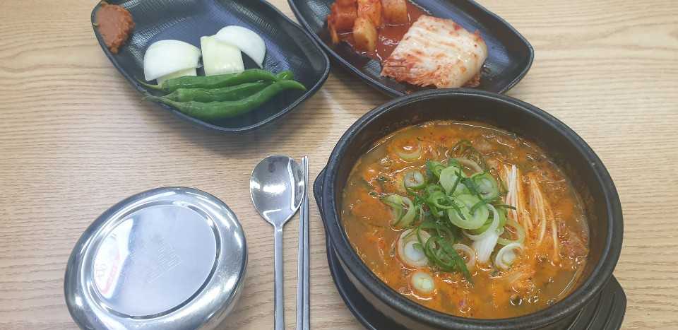 육서방한우곰탕파주점