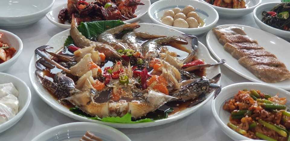 딴뚝식당