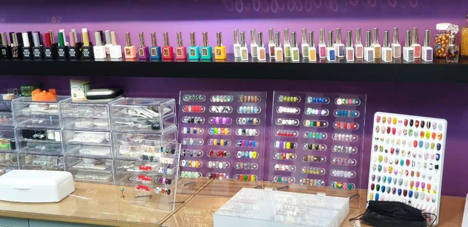 살롱드로랑(salondelaurent)