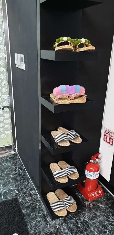 살롱드로랑(salondelaurent)