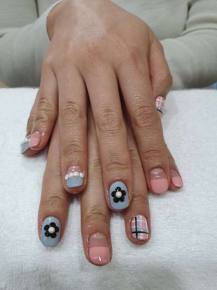 퀸스네일샵