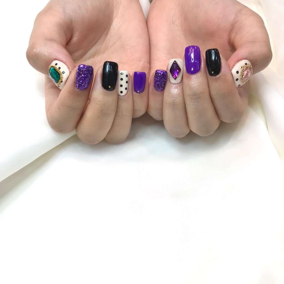 네일은