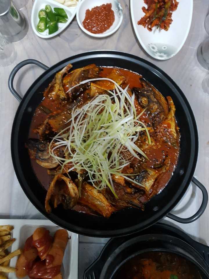원통장충왕족발