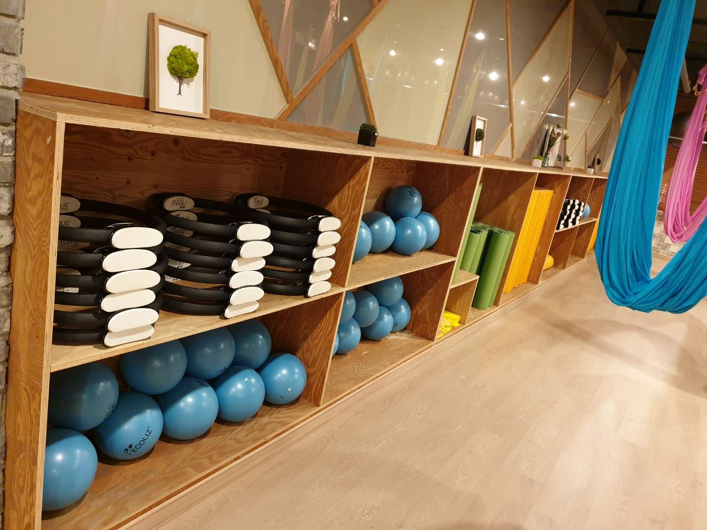 라움요가필라테스