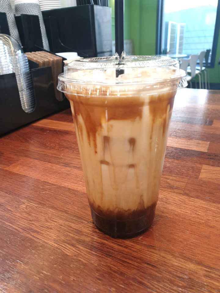 커피앤플