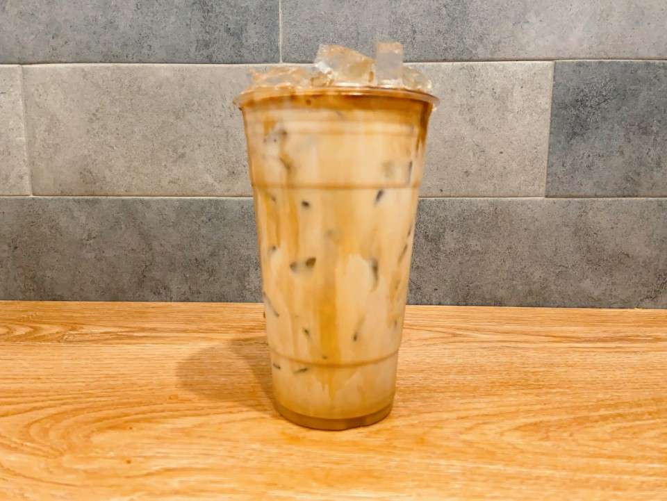 얼루어커피
