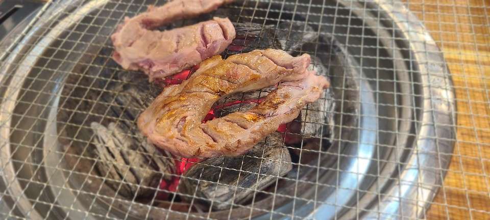 삼부자생고기
