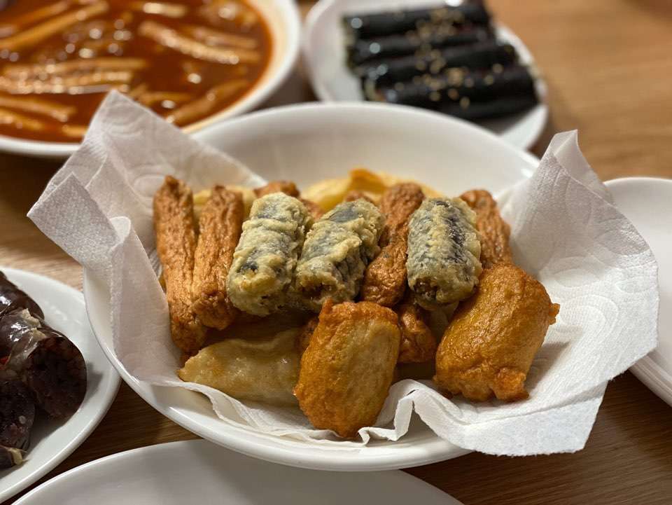 윤옥연떡볶이경대점
