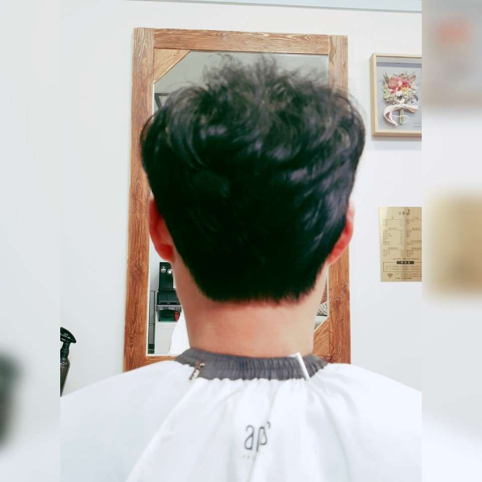 살롱J