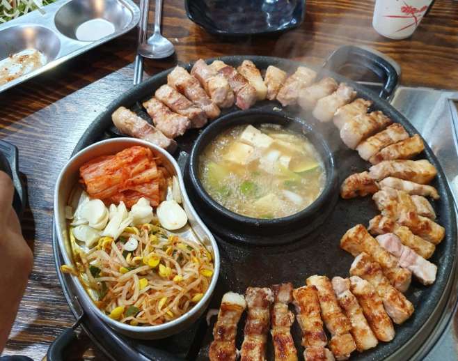 달콤한삼겹살새롬점