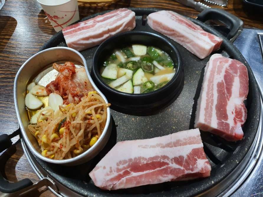 달콤한삼겹살새롬점