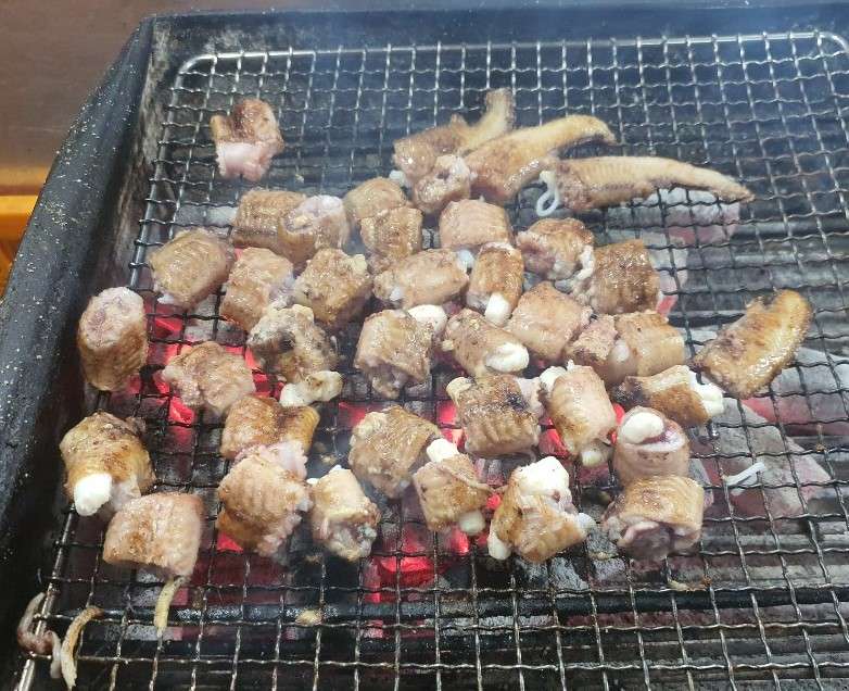 민지산꼼장어껍데기