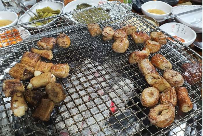 민지산꼼장어껍데기