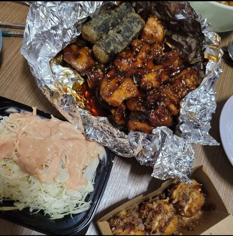 찌웅이네숯불두마리치킨목동점