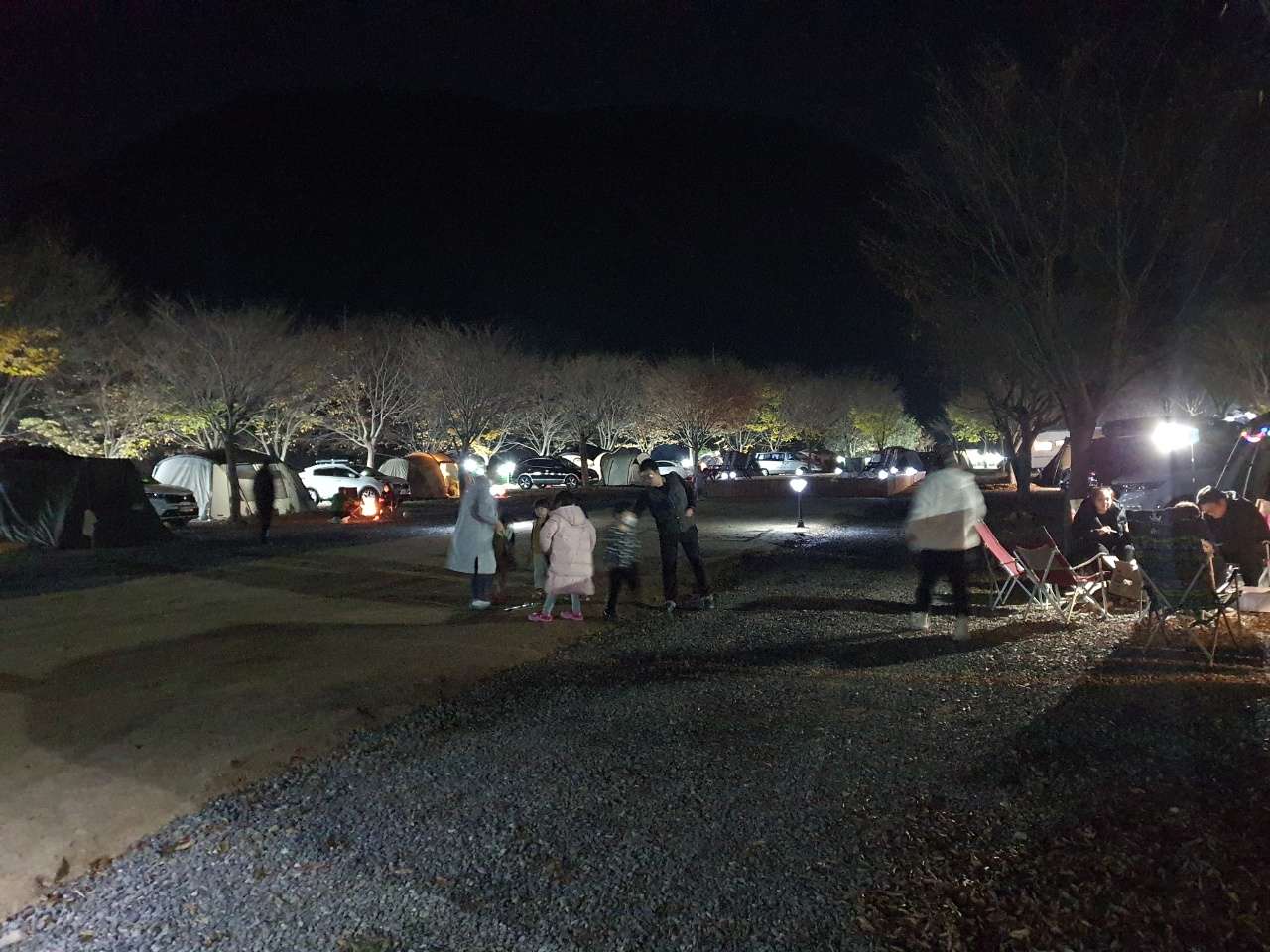 더하루만캠핑장