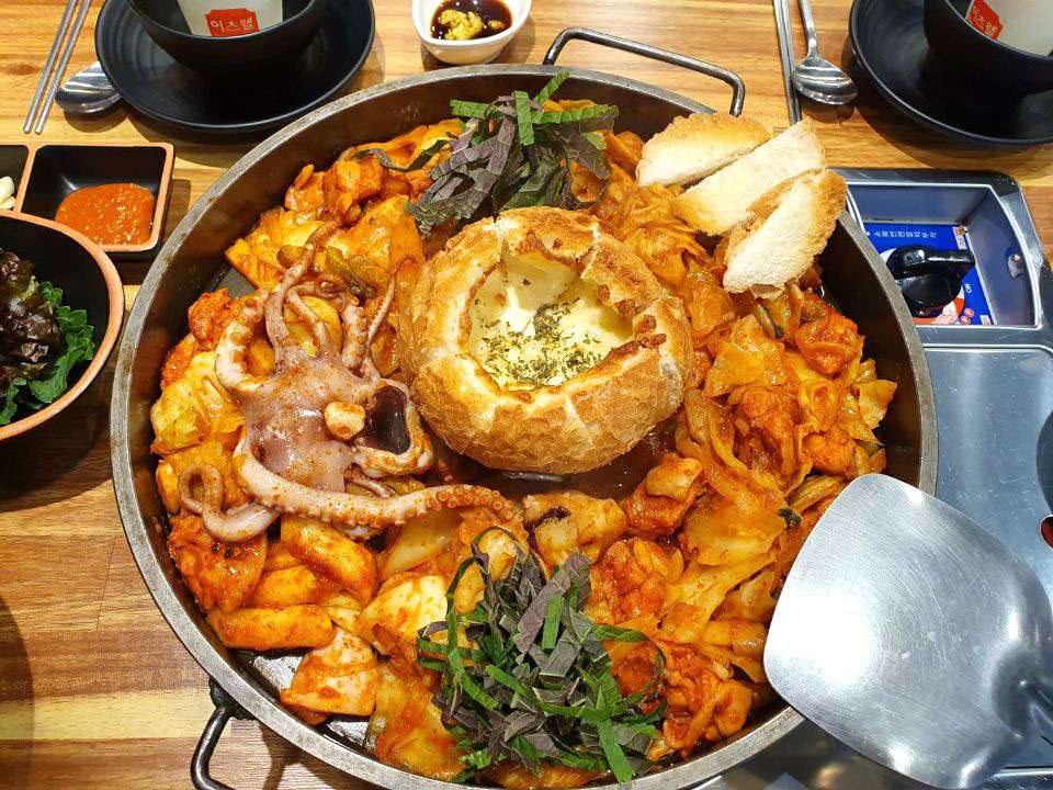 비와별닭갈비호암점
