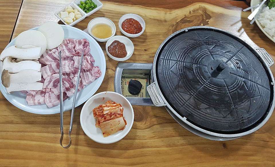 경도숙성생삼겹살일만원