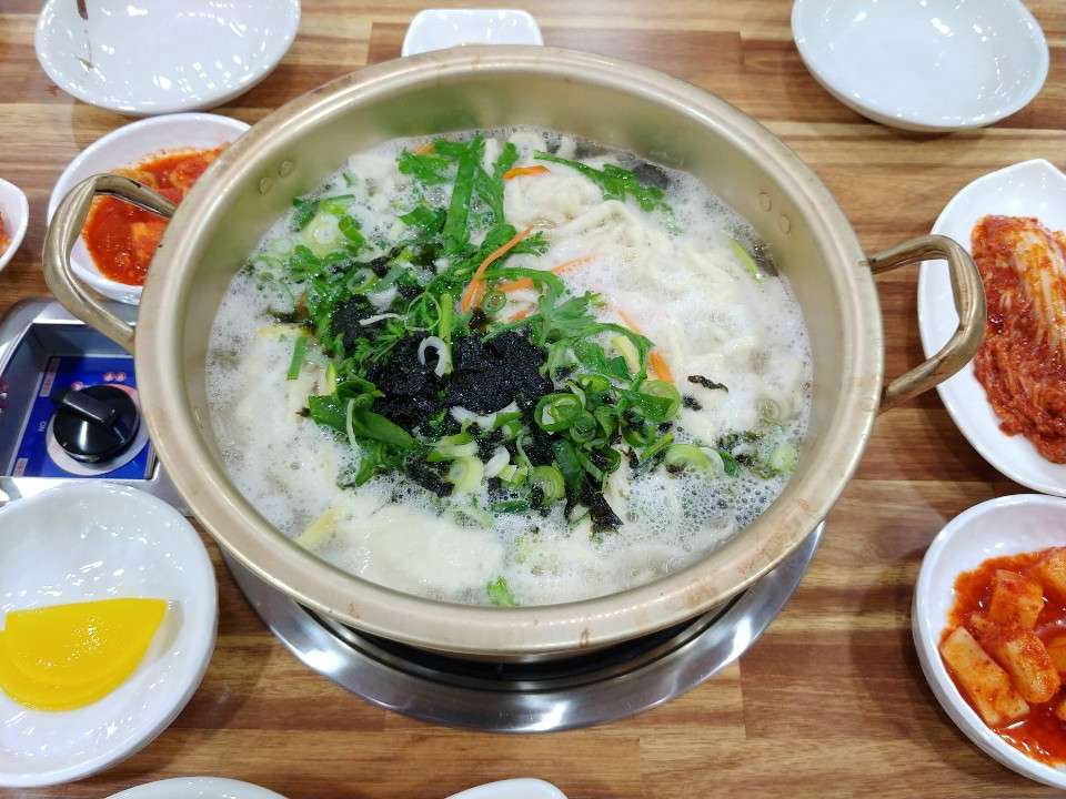 이모작칼국수