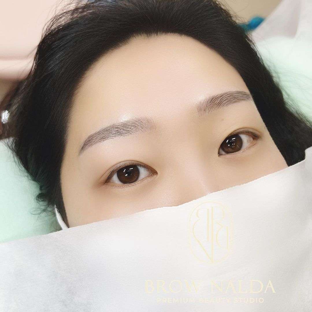 브로우날다